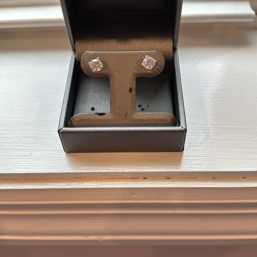 Simulated diamond stud earrings